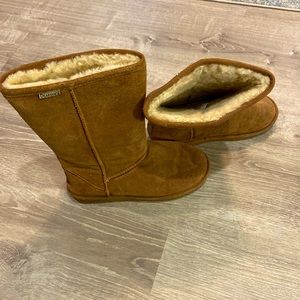 Bear Paw tall boots Size 9